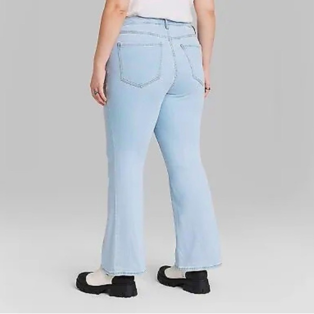 Women's Low-Rise Exposed Button Fly Flare Jeans